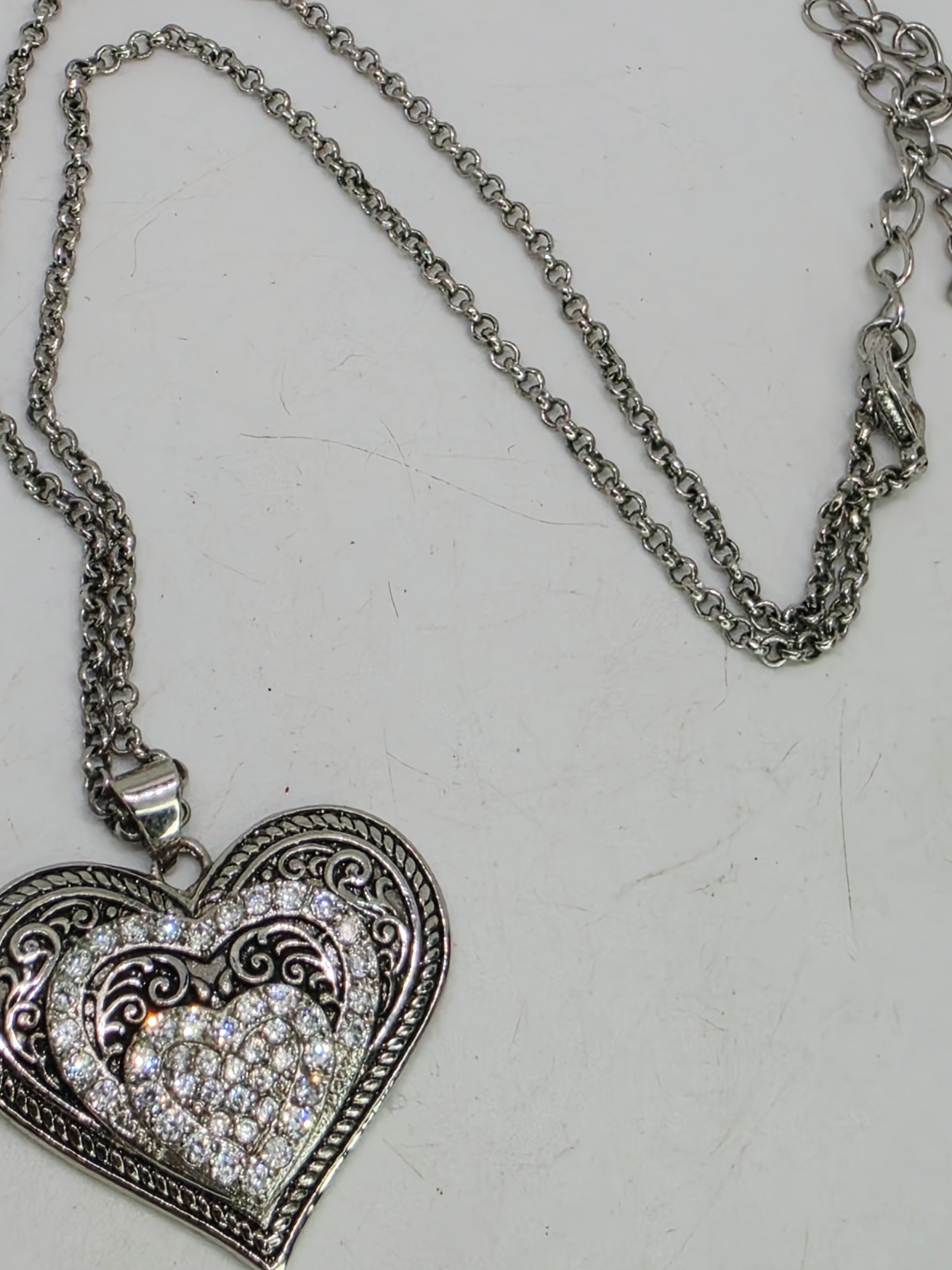 Vtg Montana Silversmiths Crystal Paved Swirl Scroll Heart Necklace Western Glam